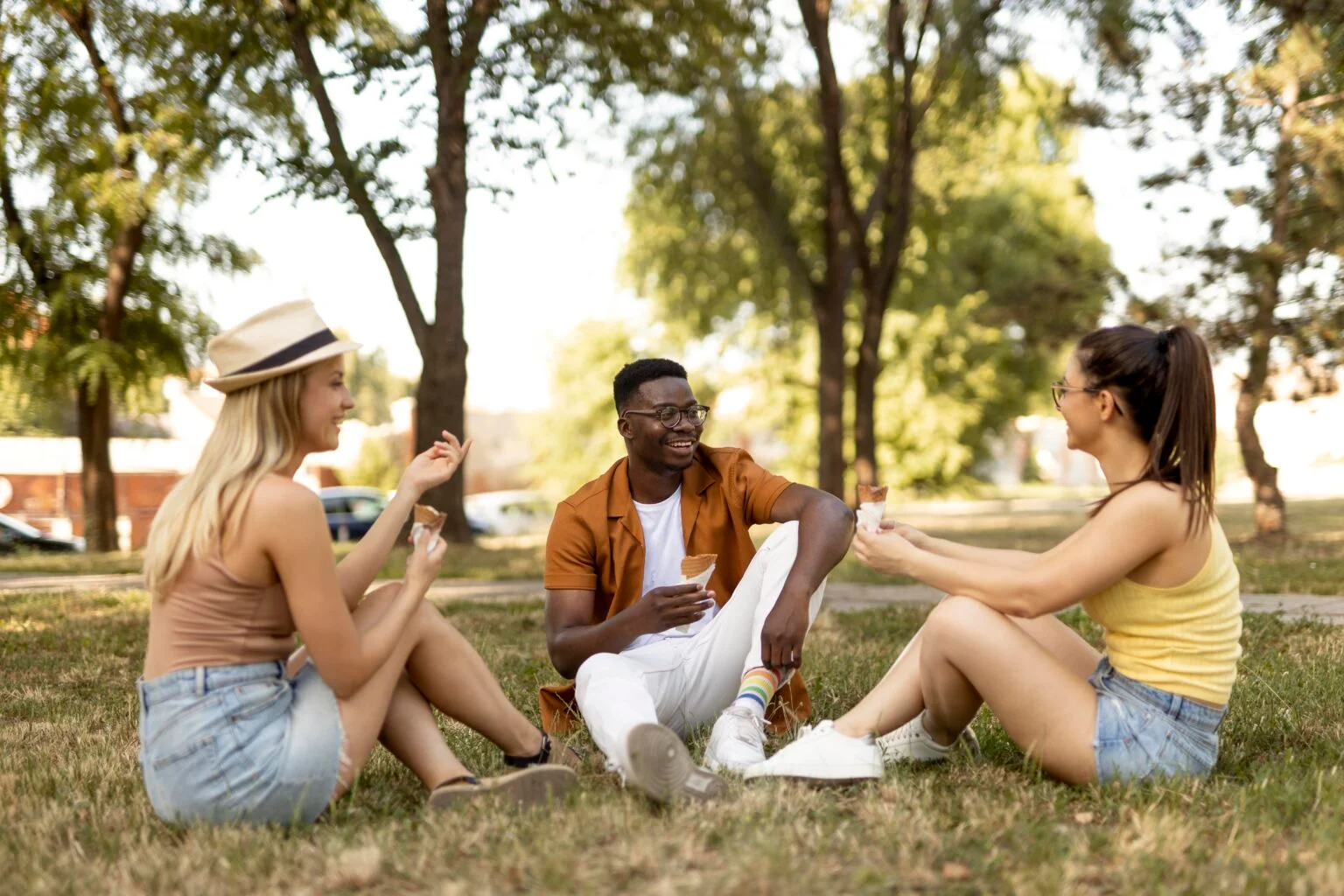 Advice for teenagers about navigating adolescence.